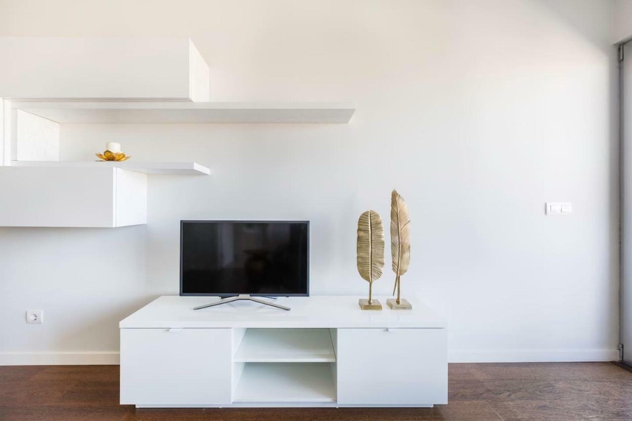 Amazing Flat - Pool And Parking Apartment Lisboa Ngoại thất bức ảnh